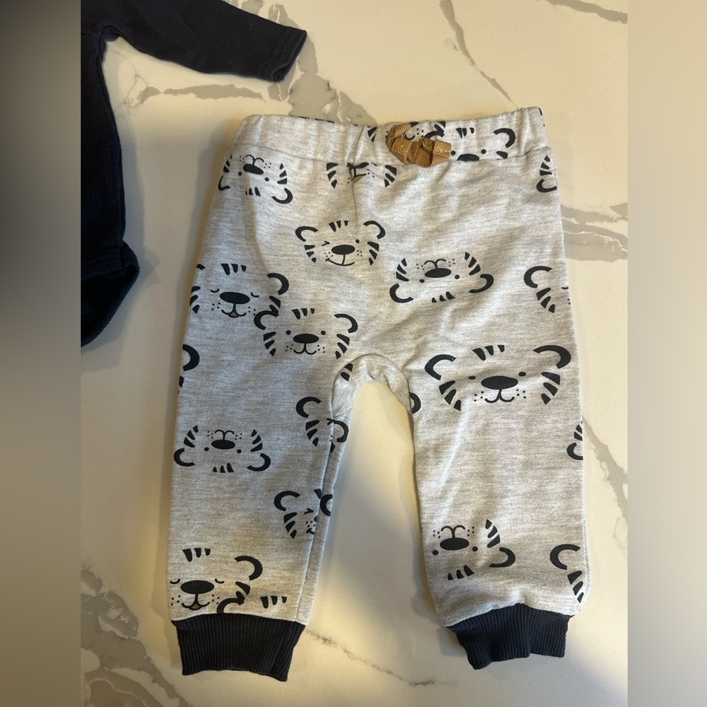 Bon Bebe Baby Boy 2 Piece Outfit Size 3-6 Months - Picture 4 of 7